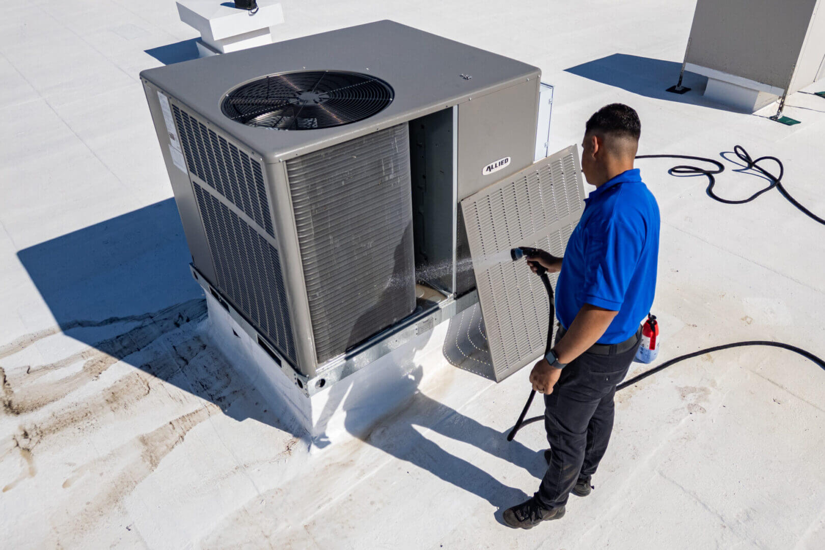 Maintenance of rooftop cooling equipment